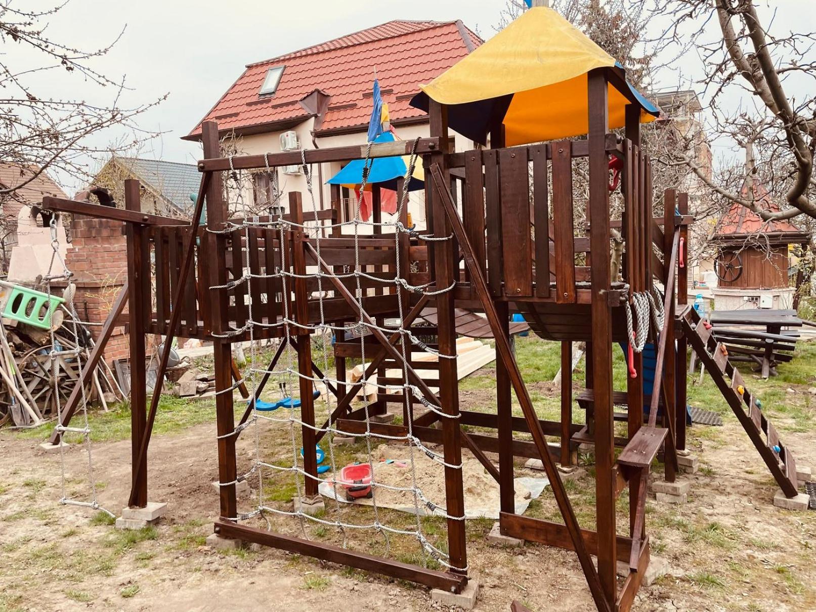 Leaganul Bucovinei Guest House Сучеава Екстериор снимка