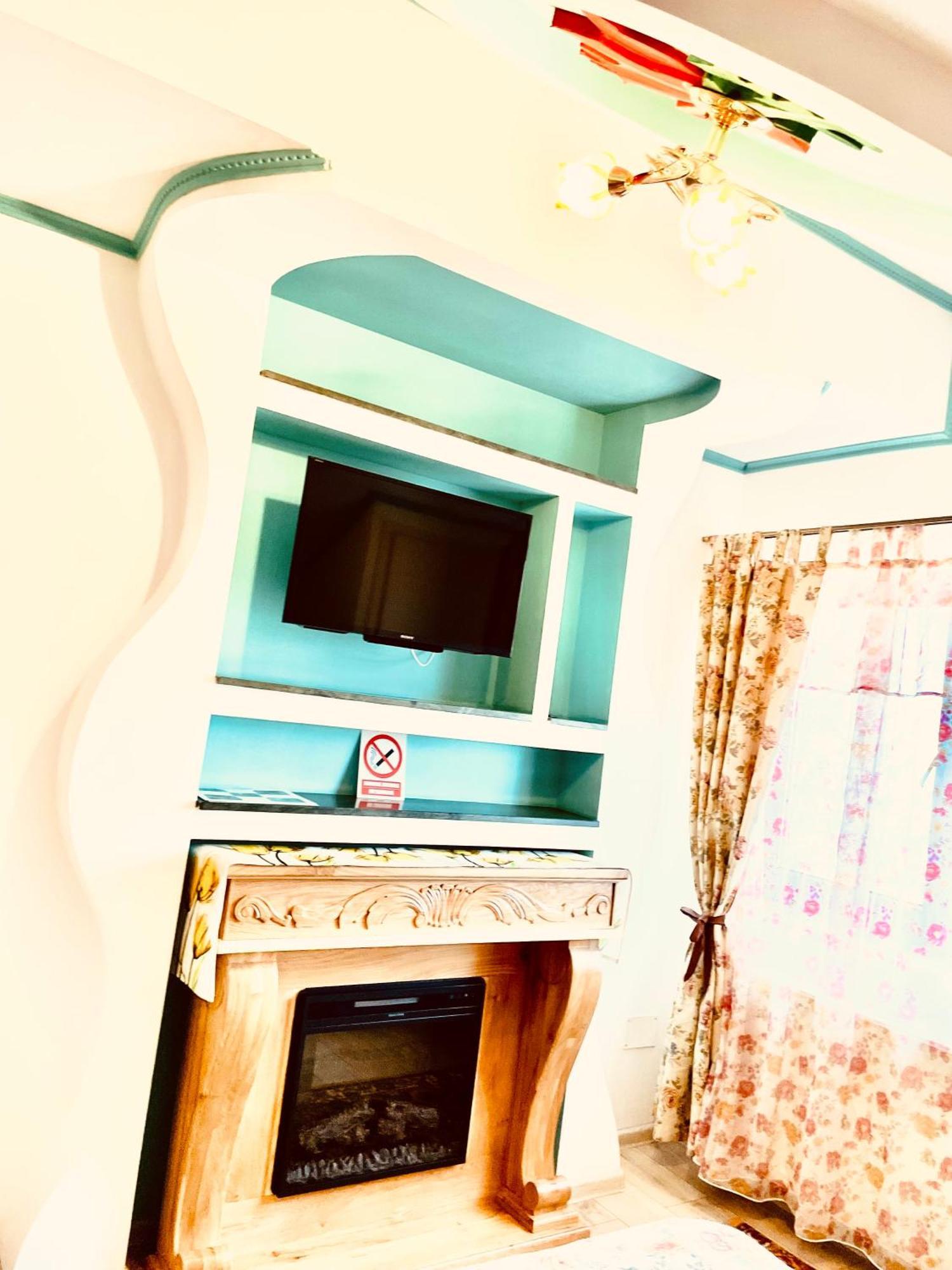 Leaganul Bucovinei Guest House Сучеава Екстериор снимка