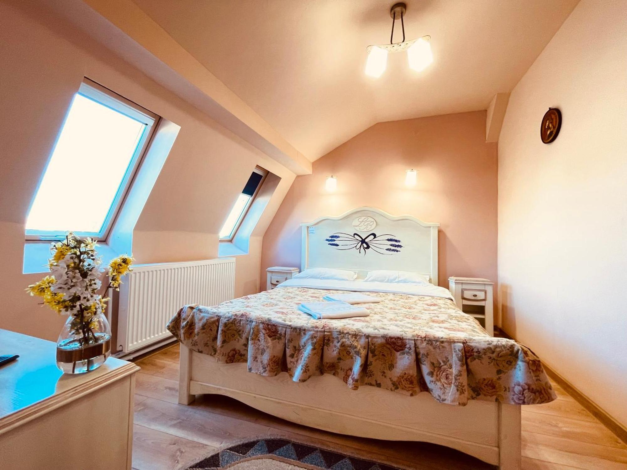 Leaganul Bucovinei Guest House Сучеава Стая снимка