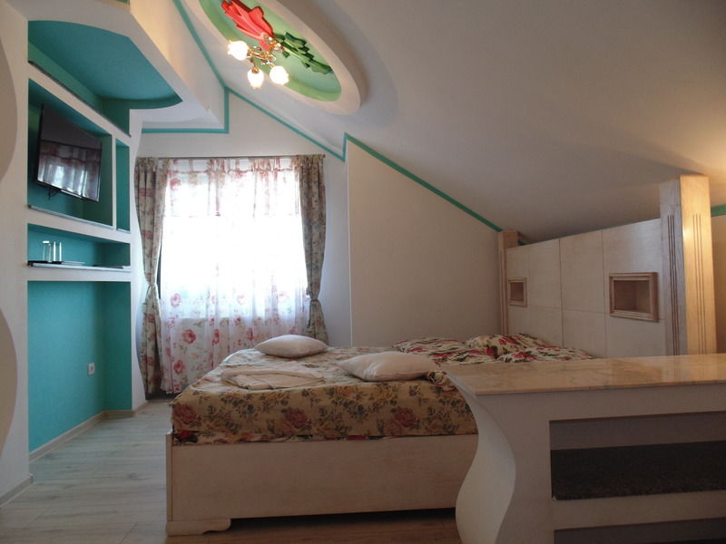 Leaganul Bucovinei Guest House Сучеава Екстериор снимка