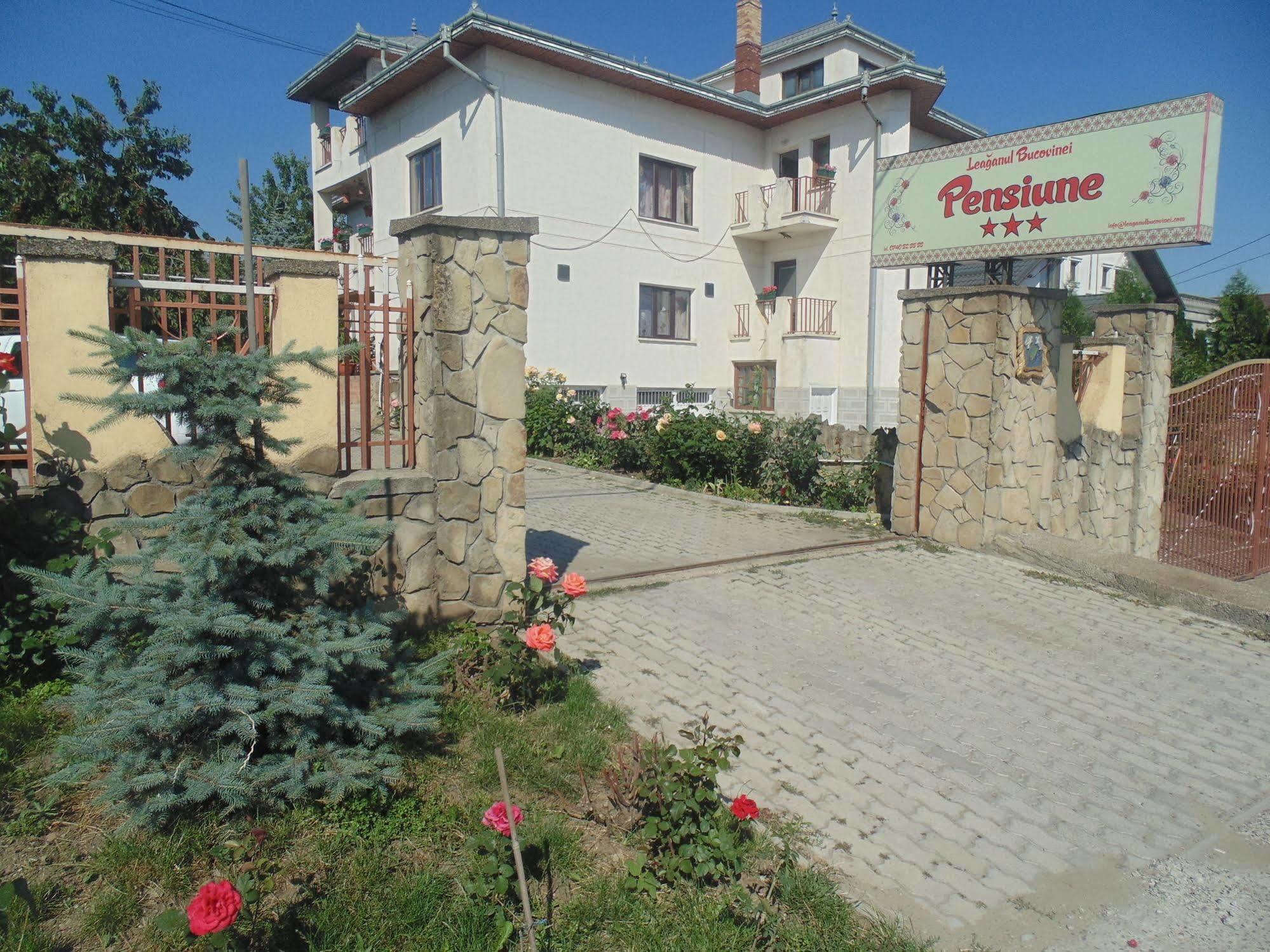 Leaganul Bucovinei Guest House Сучеава Екстериор снимка
